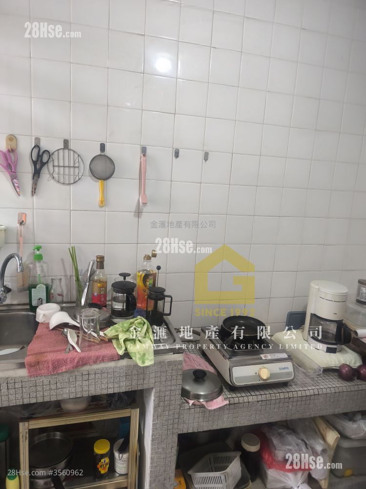 Tung Tau (Ii) Estate Sell 2 Bedrooms , 1 Bathroom 428 ft² ( 39.8 m² ) Tung Tau (Ii) Estate Sell 2 Bedrooms , 1 Bathroom 428 ft² ( 39.8 m² )