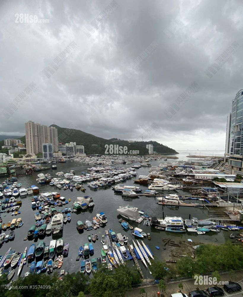 南区左岸 售盘 4 房 1,765 平方尺 ( 164.0 平方米 )