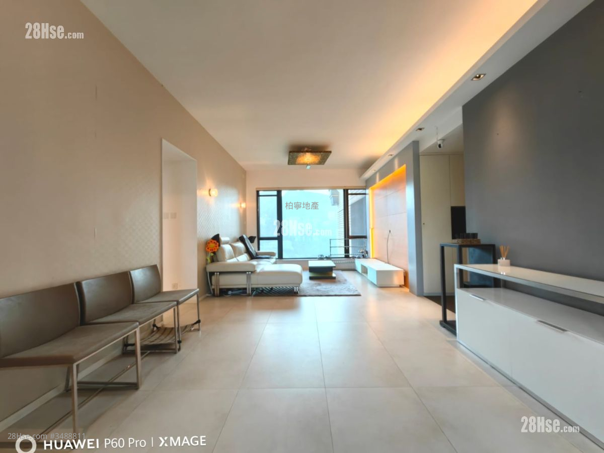 The Leighton Hill Rental 2 Bedrooms , 2 Bathrooms 1,128 ft² ( 104.8 m² )