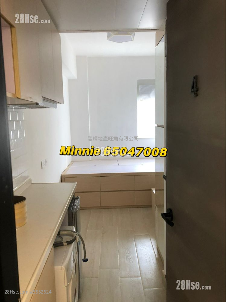 Edward Mansion Rental Studio , 1 Bathroom 150 ft² ( 13.9 m² )