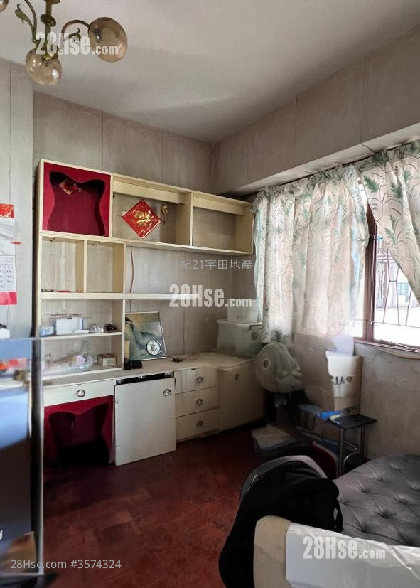 Shun King Building Sell 2 Bedrooms , 2 Bathrooms 404 ft² ( 37.5 m² )
