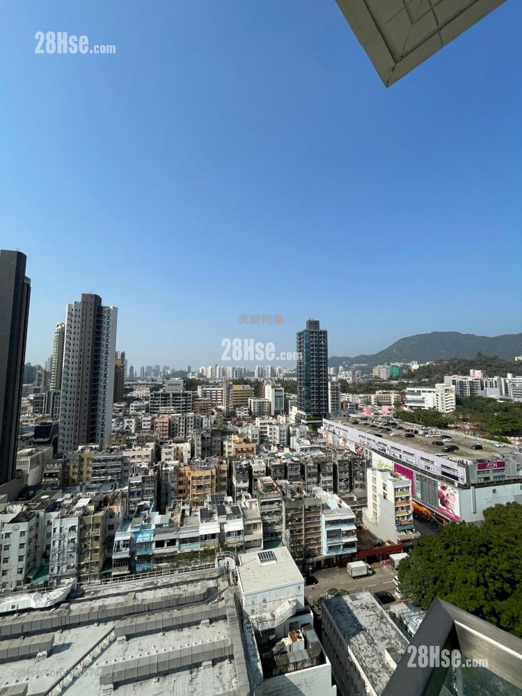 Billionnaire Avant Sell 3 Bedrooms 628 ft² ( 58.3 m² )