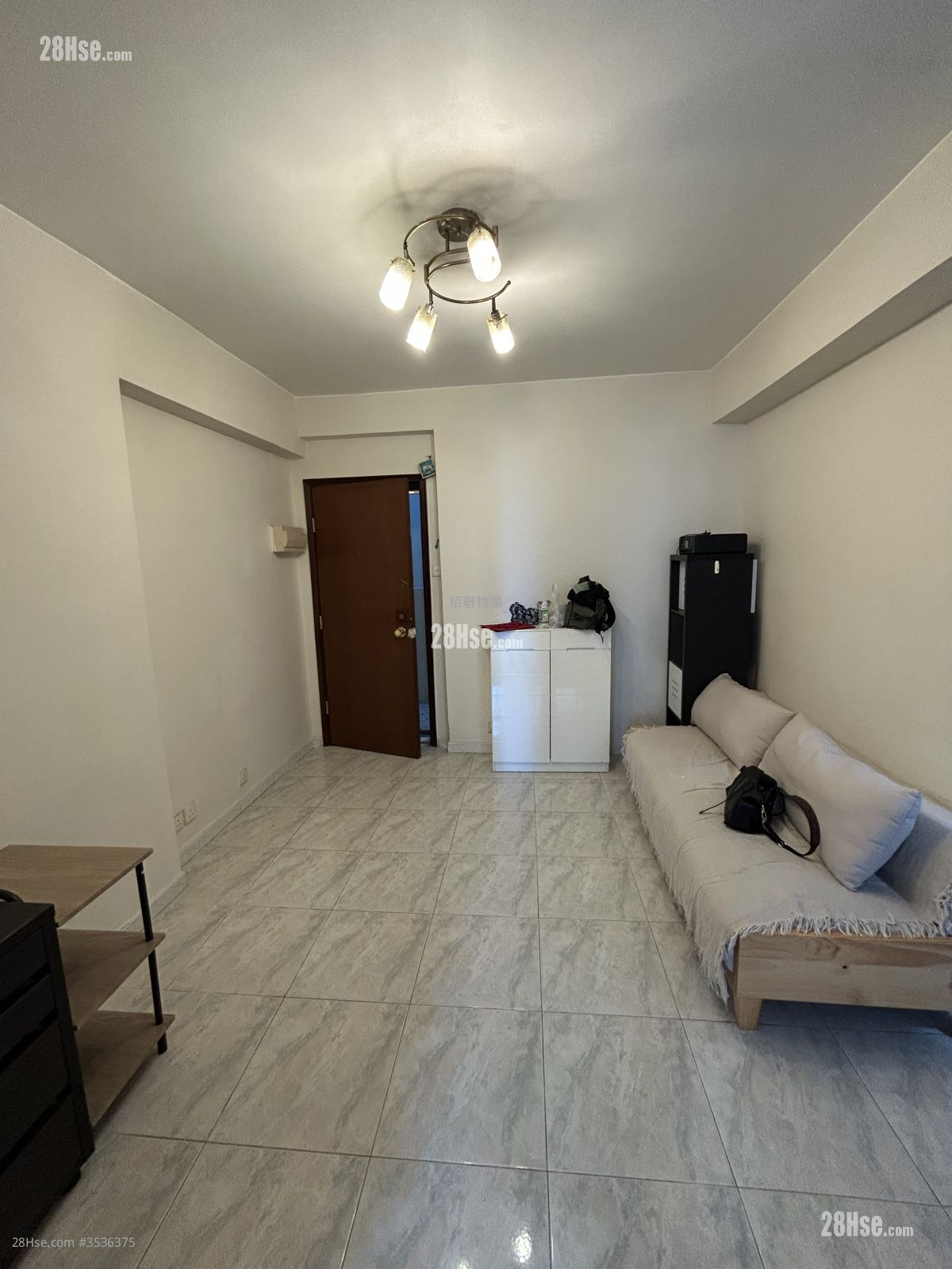 Luen Wai Apartment Rental 2 Bedrooms , 1 Bathroom 372 ft² ( 34.6 m² )