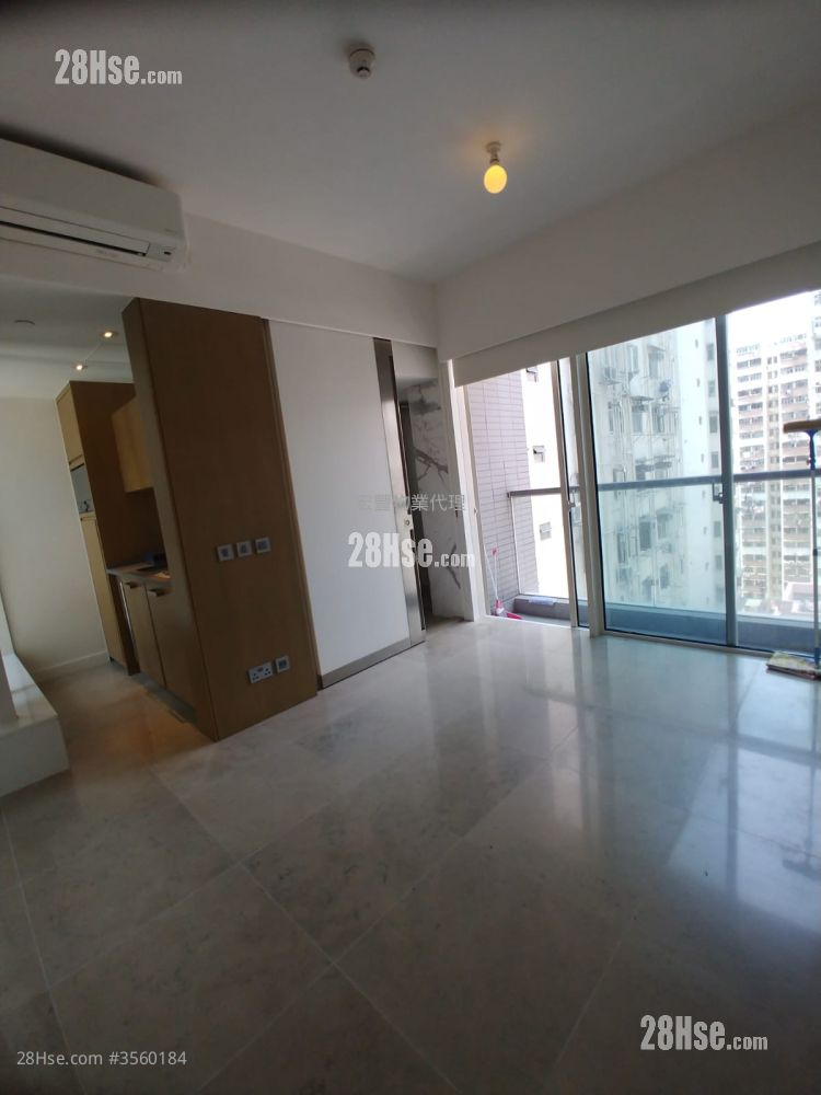 Eight South Lane Rental Studio , 1 Bathroom 305 ft² ( 28.3 m² )