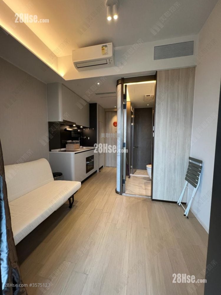 One Innovale Sell 196 ft² ( 18.2 m² )