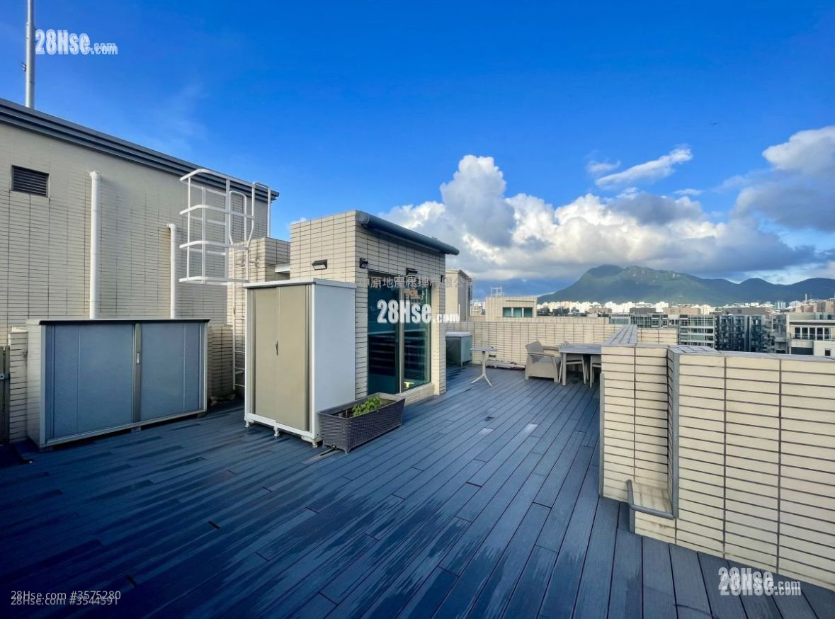 Mayfair By The Sea Sell 3 Bedrooms 891 ft² ( 82.8 m² )