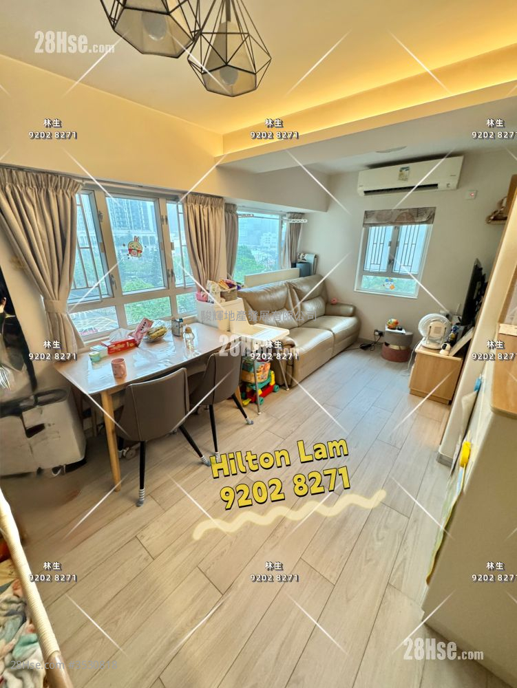 Jade Court Sell 2 Bedrooms , 1 Bathroom 410 ft² ( 38.1 m² )
