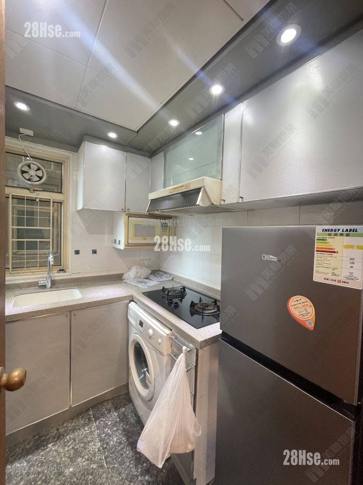 La Cite Noble Rental 2 Bedrooms , 1 Bathroom 378 ft² ( 35.1 m² )