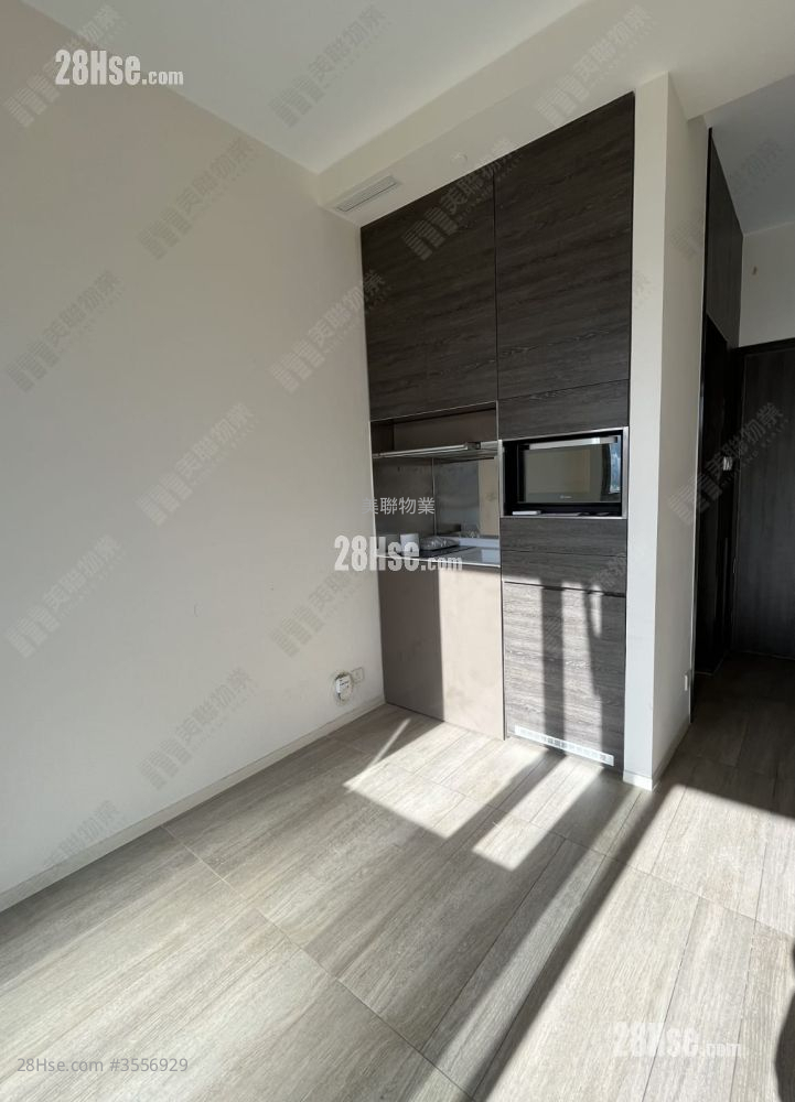 T Plus Sell 1 Bathroom 169 ft² ( 15.7 m² )