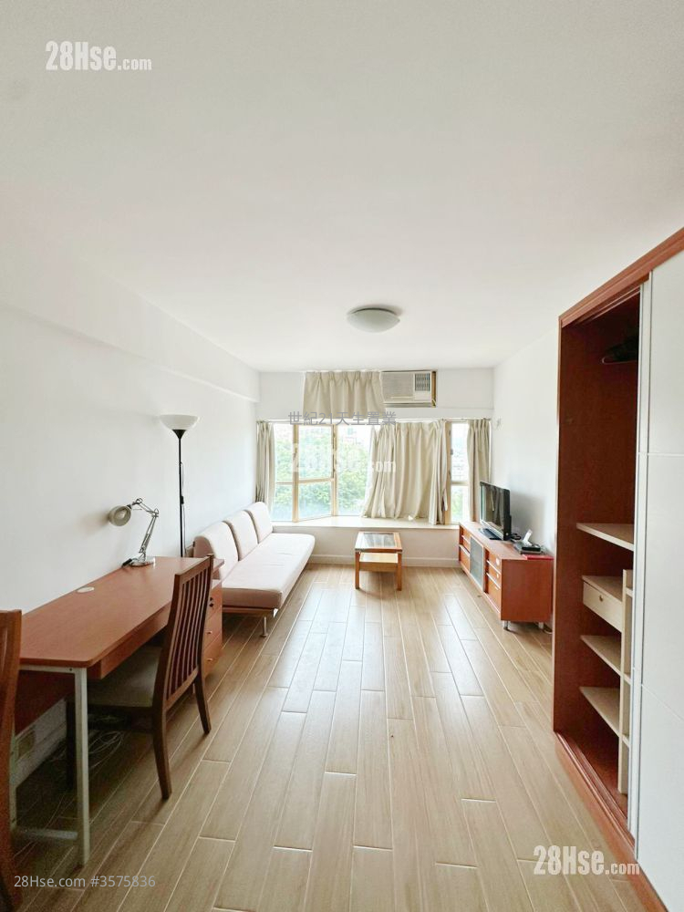 Hong Kong Gold Coast Rental 2 Bedrooms , 1 Bathroom 535 ft² ( 49.7 m² )