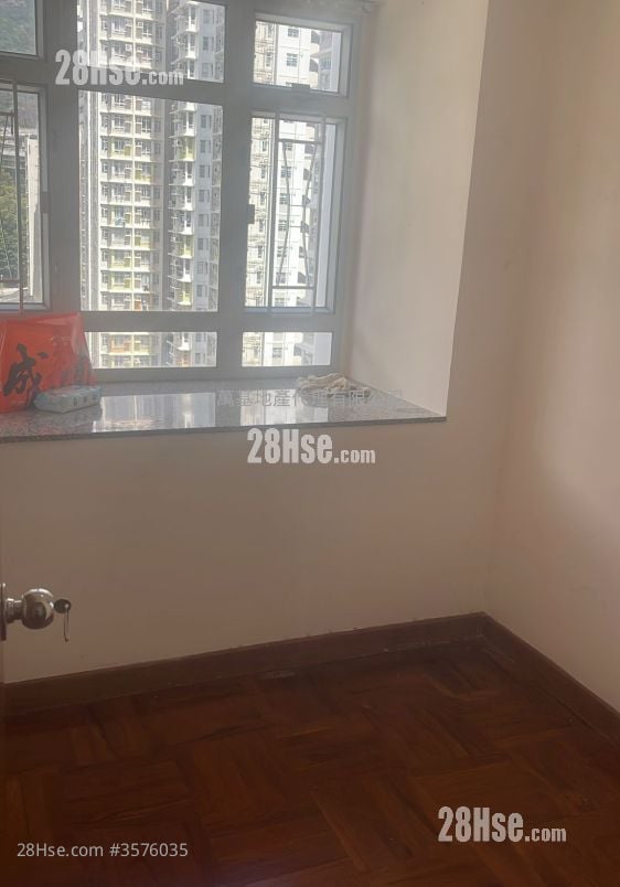 Cheung Fai Building Rental 2 Bedrooms , 1 Bathroom 236 ft² ( 21.9 m² )