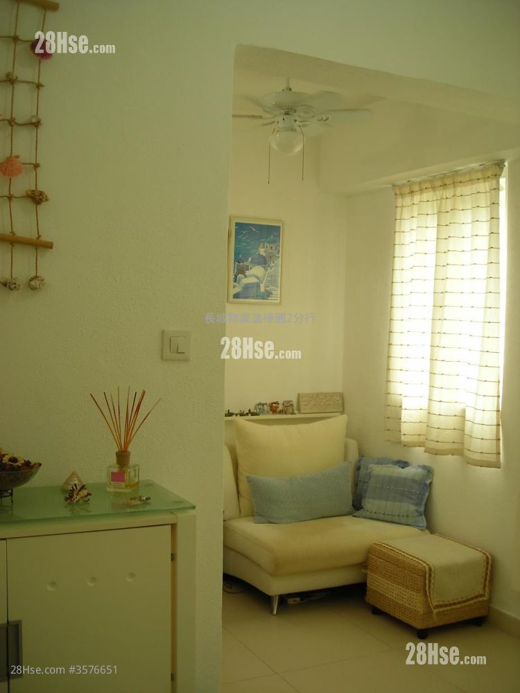 Wai Fong Court Rental Studio , 1 Bathroom 258 ft² ( 24.0 m² )