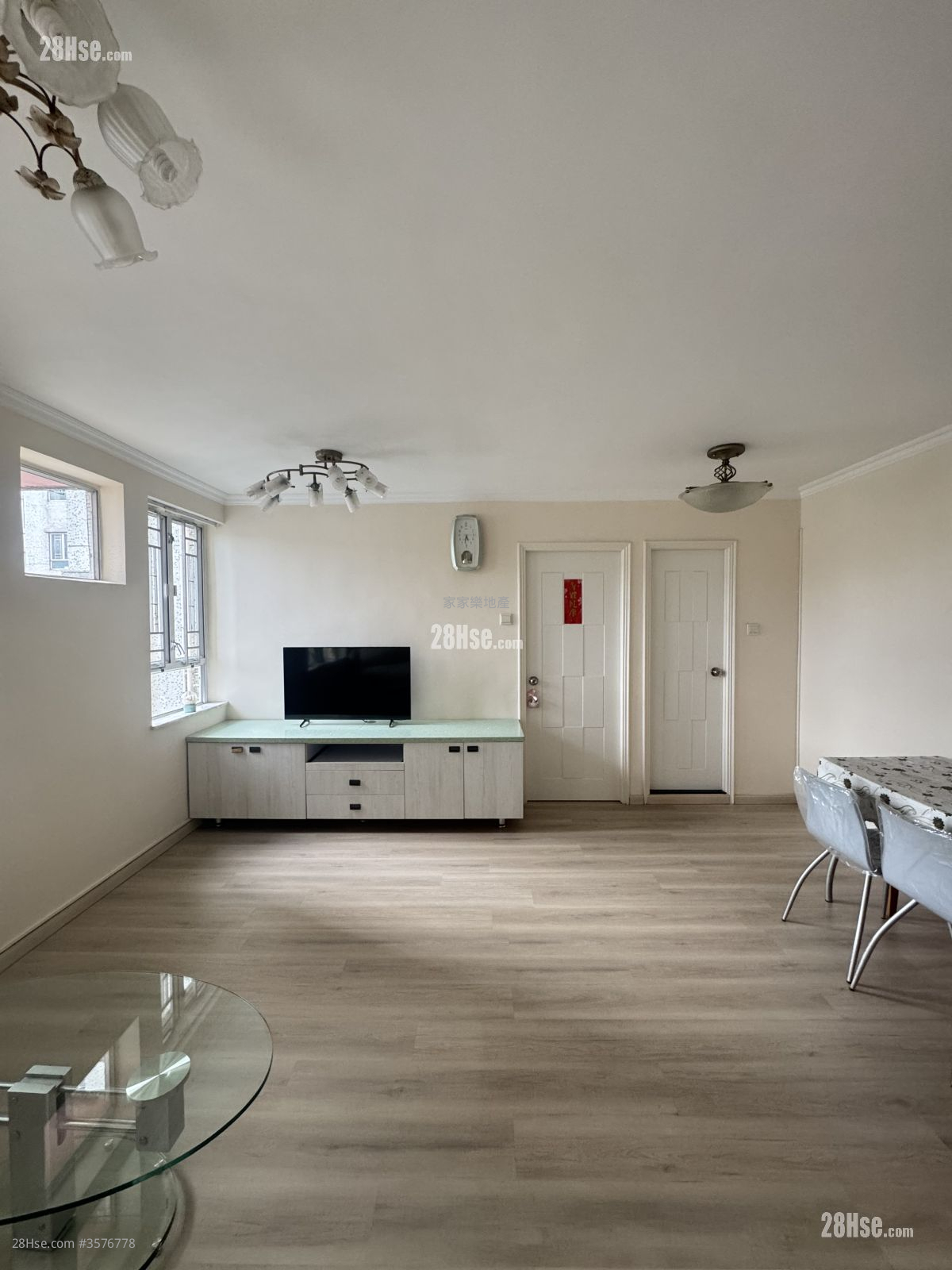 Wing Fai Centre Rental 1 Bedroom , 1 Bathroom 419 ft² ( 38.9 m² )