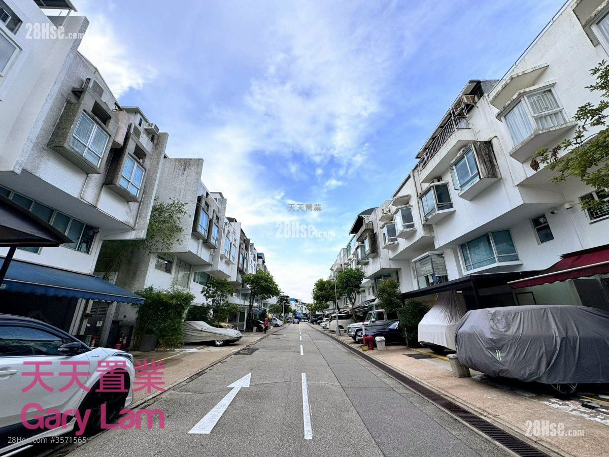 Marina Cove Rental 3 Bedrooms , 3 Bathrooms 1,298 ft² ( 120.6 m² )