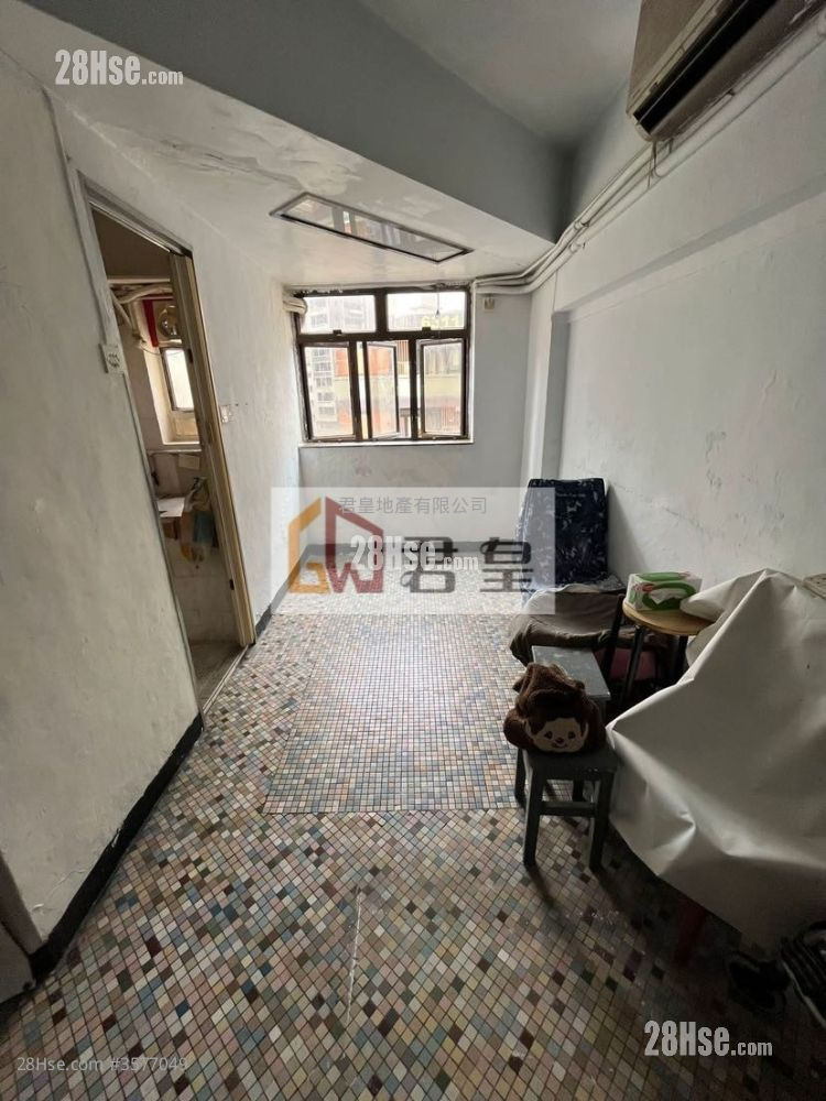 Boundary Building Sell 2 Bedrooms , 1 Bathroom 525 ft² ( 48.8 m² )