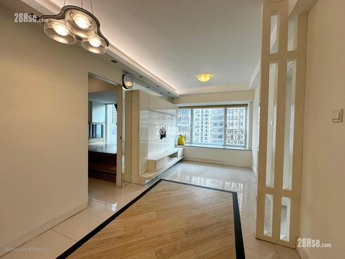 The Apex Rental 2 Bedrooms , 1 Bathroom 453 ft² ( 42.1 m² )