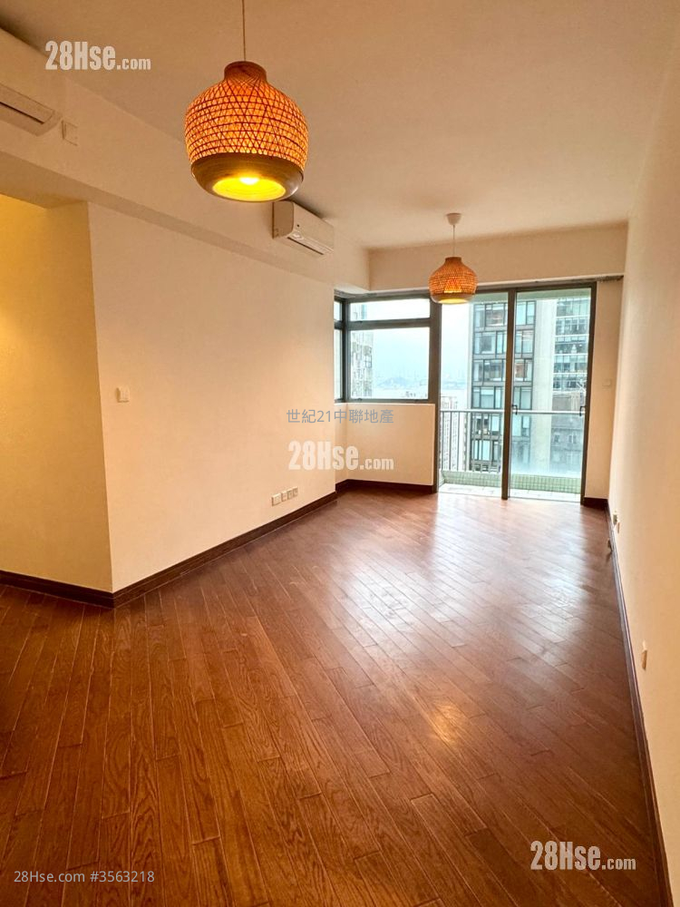 One Pacific Heights Sell 3 Bedrooms , 2 Bathrooms 750 ft² ( 69.7 m² )
