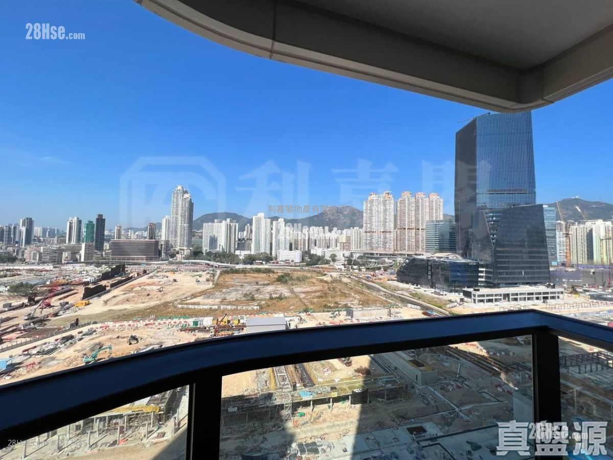 K. Summit Sell 2 Bedrooms 516 ft² ( 47.9 m² )