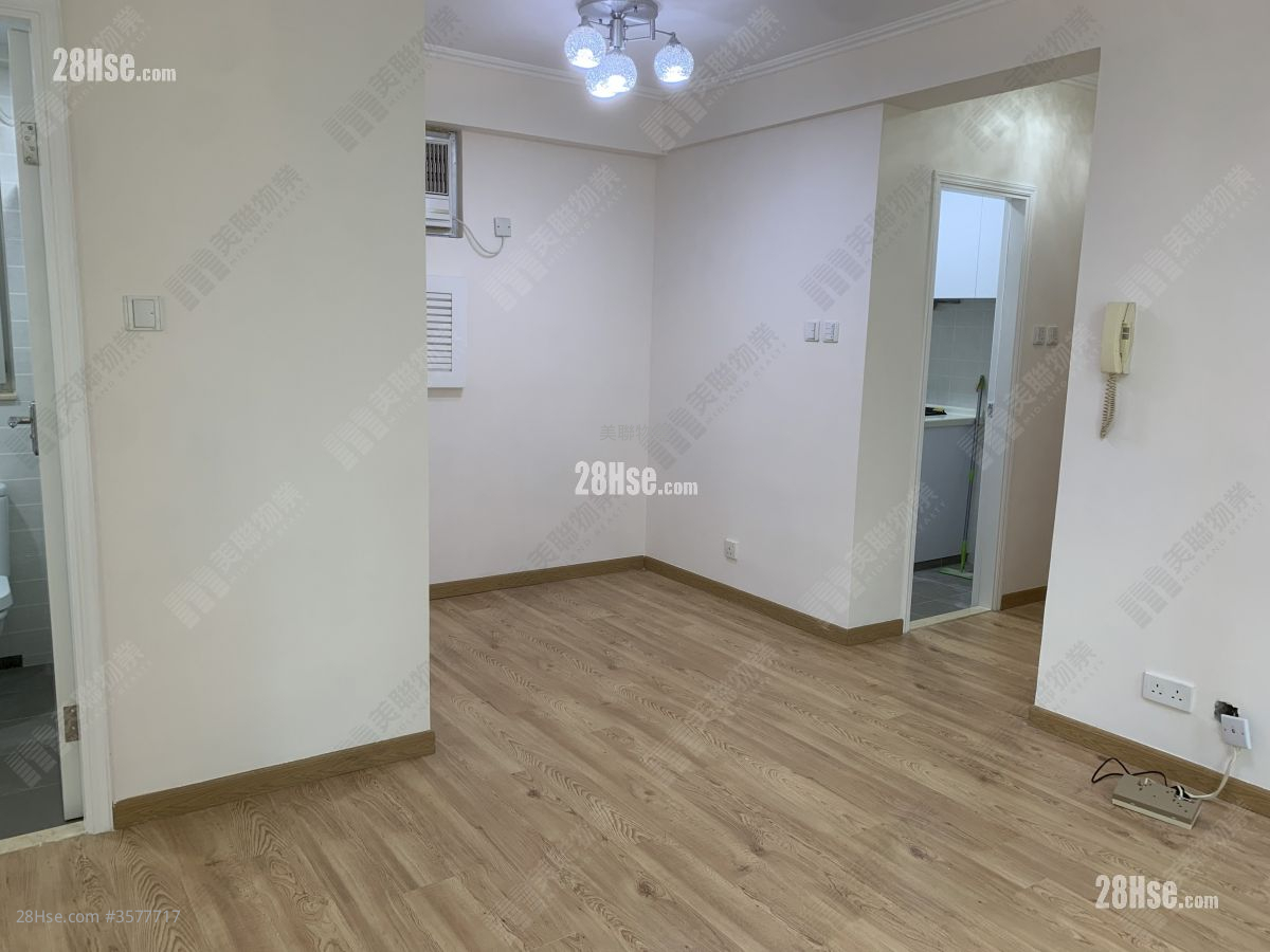 Belair Monte Sell 2 Bedrooms 427 ft² ( 39.7 m² )