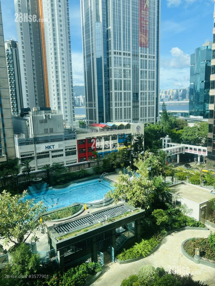 Island Place Sell 3 Bedrooms , 2 Bathrooms 788 ft² ( 73.2 m² )
