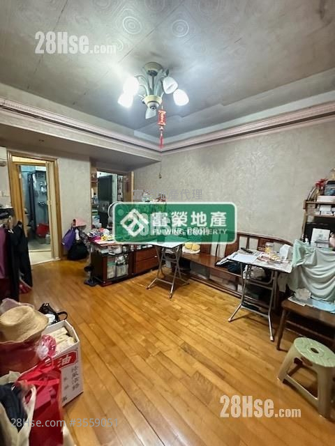 利发大厦 售盘 3 房 , 1 浴室 520 平方尺 ( 48.3 平方米 )