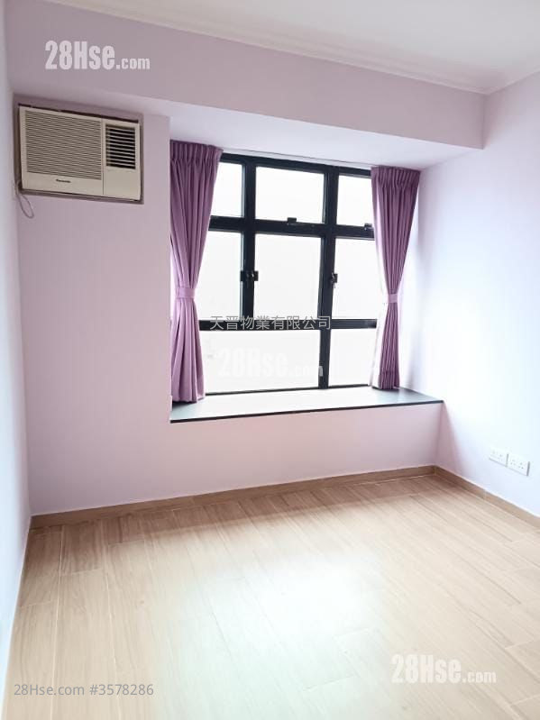 Cheron Court Rental 2 Bedrooms , 1 Bathroom 338 ft² ( 31.4 m² )