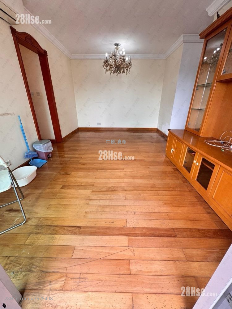 Vianni Cove Sell 3 Bedrooms , 2 Bathrooms 668 ft² ( 62.1 m² )
