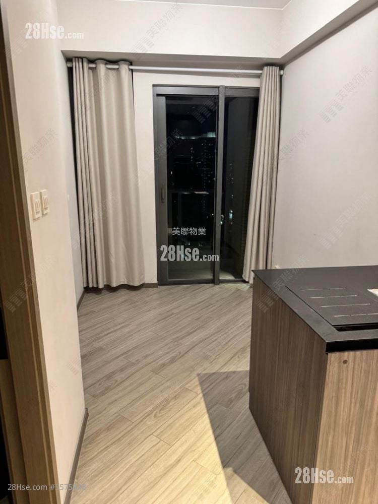 Reach Summit Rental 1 Bedroom , 1 Bathroom 282 ft² ( 26.2 m² )