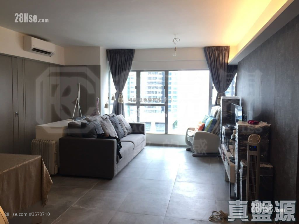 The Waterfront Sell 3 Bedrooms , 2 Bathrooms 1,076 ft² ( 100.0 m² )