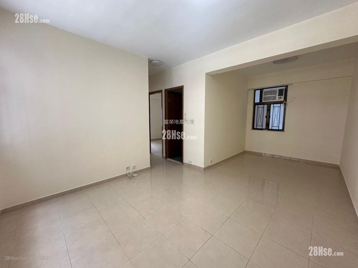 Kowloon Chamber Of Commercial Building Rental 2 Bedrooms , 1 Bathroom 541 ft² ( 50.3 m² )