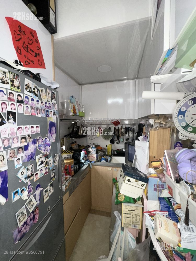 鸿威大厦 售盘 开放式间隔 , 1 浴室 306 平方尺 ( 28.4 平方米 ) 鸿威大厦 售盘 开放式间隔 , 1 浴室 306 平方尺 ( 28.4 平方米 )