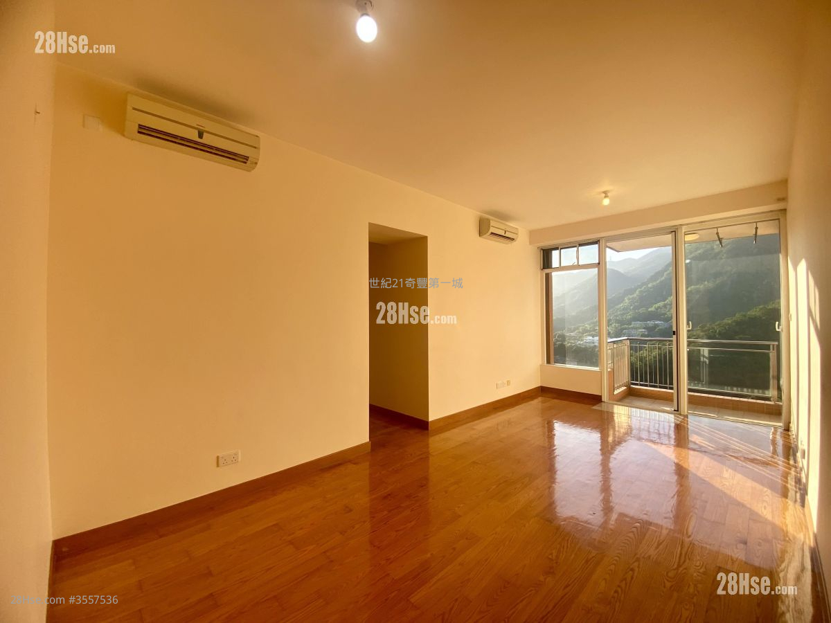 The Grandville Rental 3 Bedrooms , 2 Bathrooms 790 ft² ( 73.4 m² )