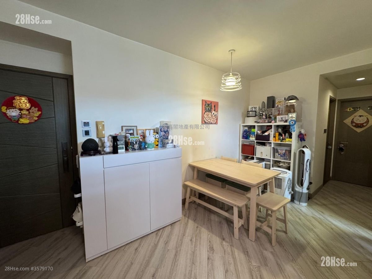 Bauhinia Garden Sell 2 Bedrooms , 1 Bathroom 484 ft² ( 45.0 m² )