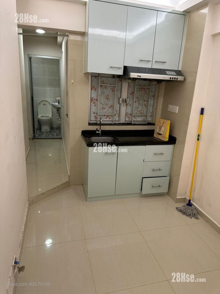 Oceanic Mansion Rental 1 Bedroom , 1 Bathroom 190 ft² ( 17.7 m² )