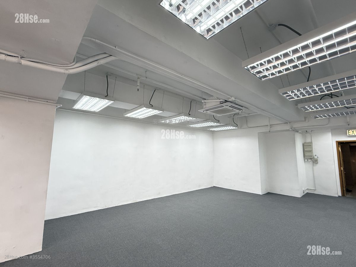 New Treasure Centre Rental 876 ft² ( 81.4 m² ) New Treasure Centre Rental 876 ft² ( 81.4 m² )
