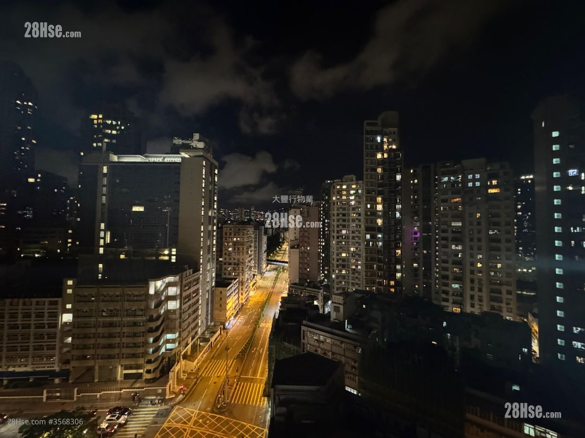 Yick Fat Mansion Sell 4 Bedrooms 1,028 ft² ( 95.5 m² )