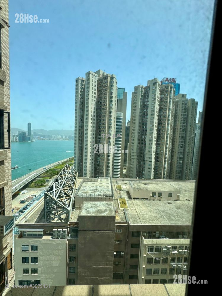 Victoria Centre Sell 2 Bedrooms , 1 Bathroom 461 ft² ( 42.8 m² )