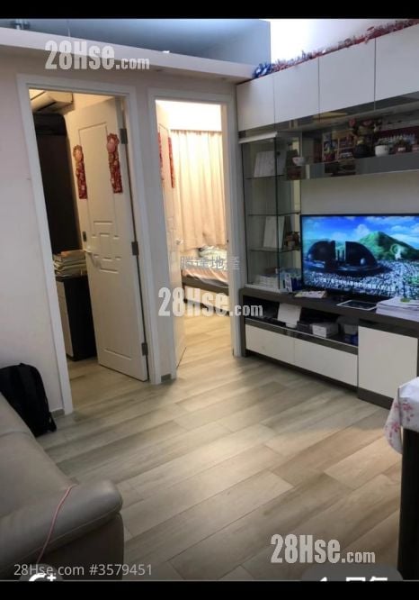 Yue Wah Building Rental 2 Bedrooms , 1 Bathroom 327 ft² ( 30.4 m² )
