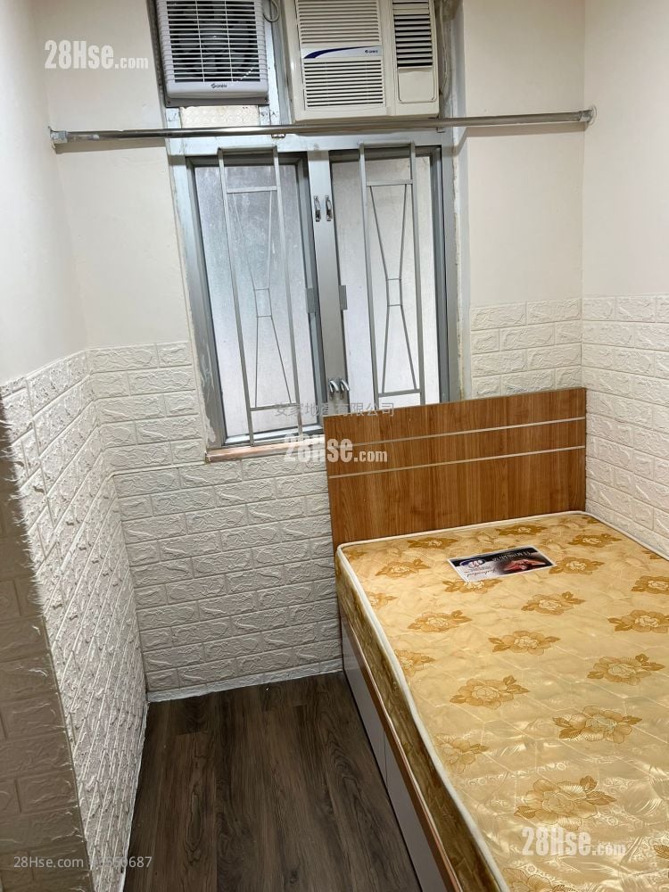 Hing Wong Mansion Rental Studio , 1 Bathroom 110 ft² ( 10.2 m² )