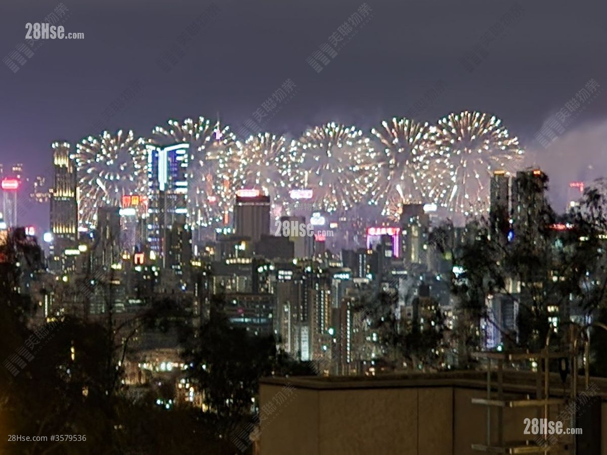 Mont Rouge Sell 3 Bedrooms 1,760 ft² ( 163.5 m² )