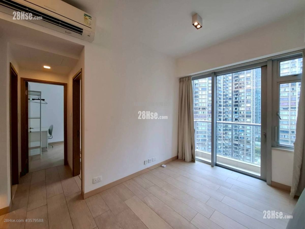 Century Link Rental 2 Bedrooms 452 ft² ( 42.0 m² )