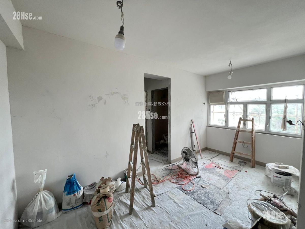 Shan Tsui Court Rental 2 Bedrooms , 1 Bathroom 374 ft² ( 34.7 m² )