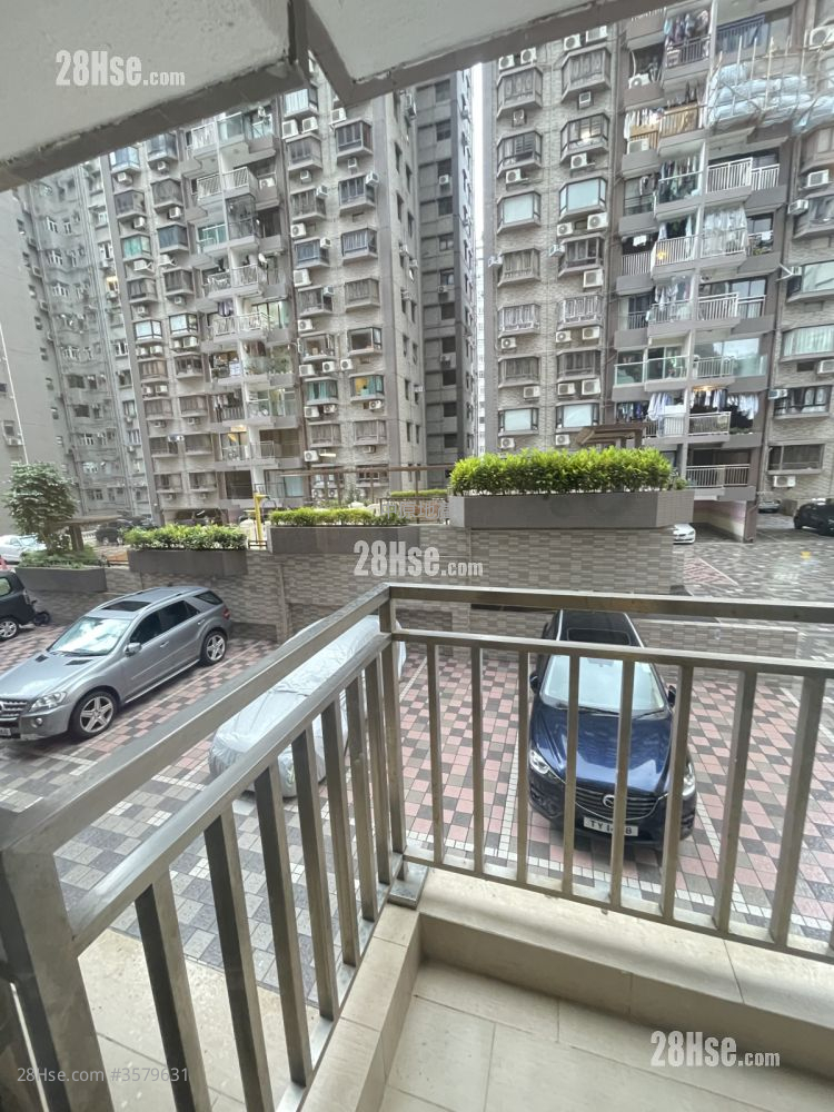 Beverley Heights Sell 3 Bedrooms , 2 Bathrooms 718 ft² ( 66.7 m² )