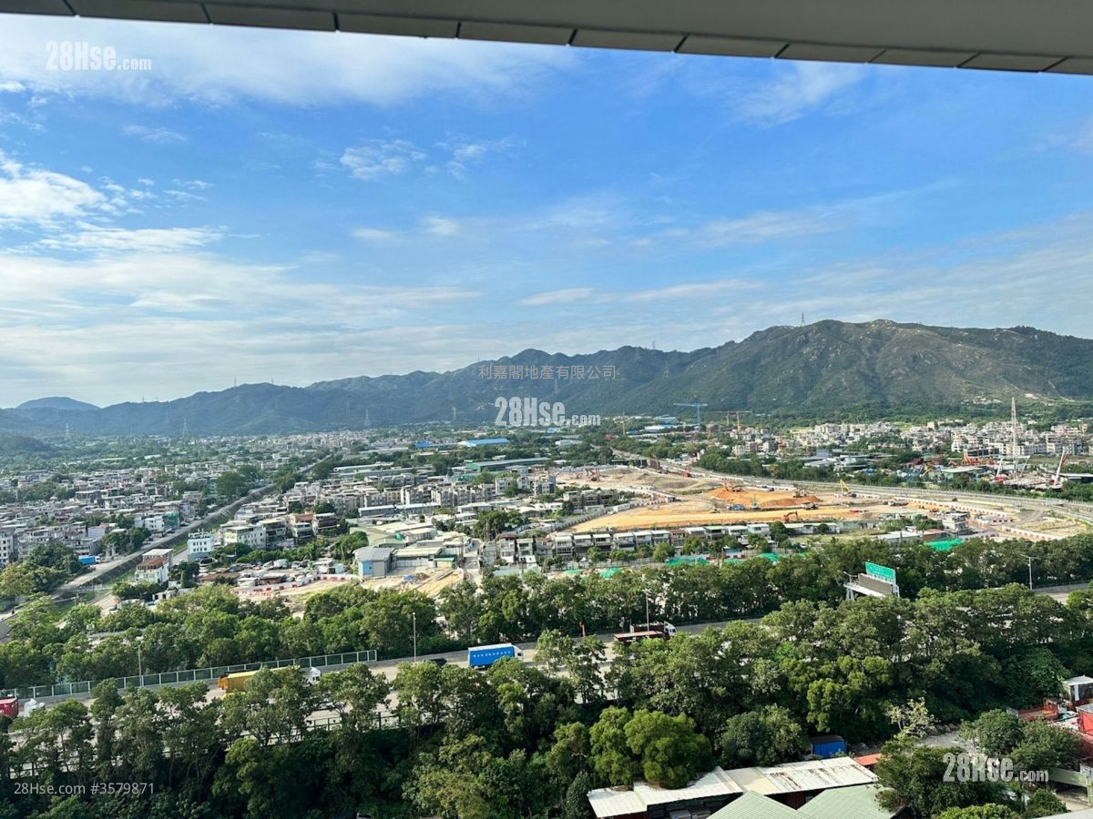 Park Signature Sell 3 Bedrooms , 1 Bathroom 724 ft² ( 67.3 m² )