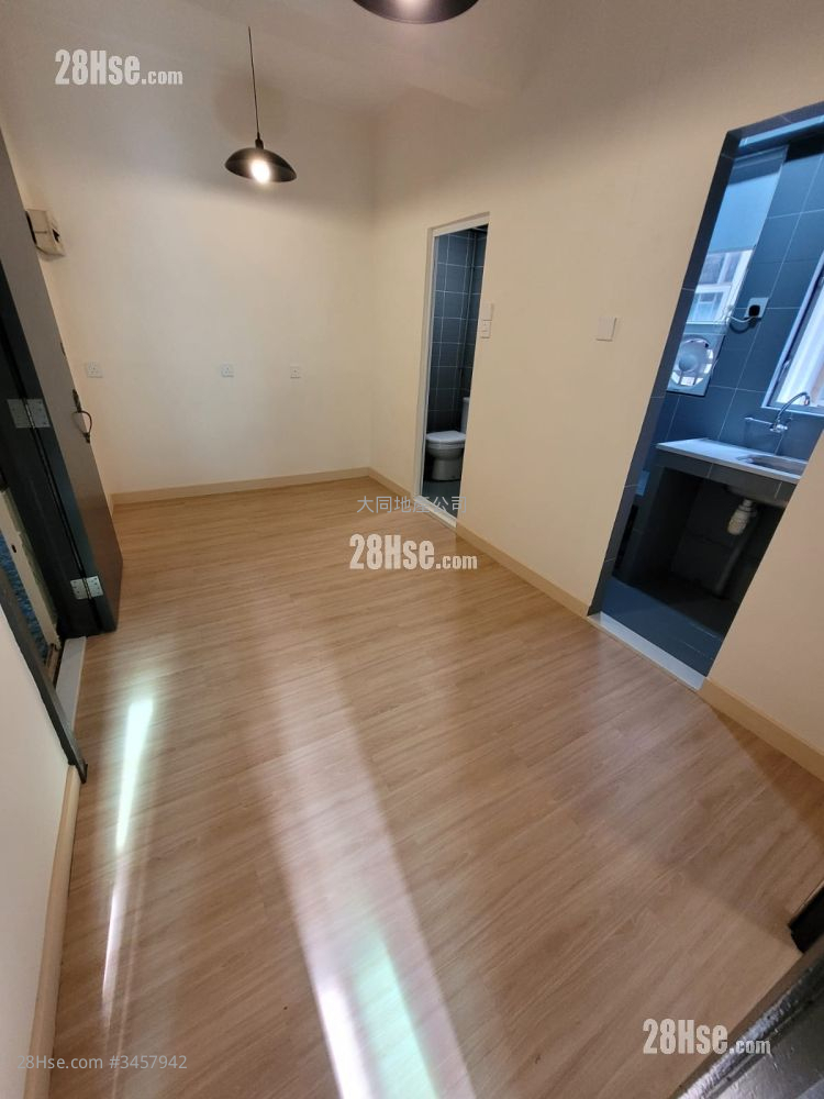 Cherry Mansion Sell 2 Bedrooms 261 ft² ( 24.2 m² )