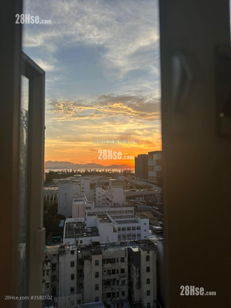 Shui Fung Building Rental 2 Bedrooms , 1 Bathroom 237 ft² ( 22.0 m² )