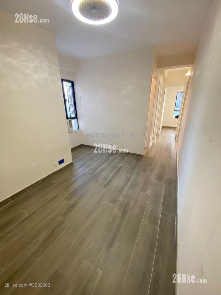 Shun King Court Rental 2 Bedrooms , 1 Bathroom 309 ft² ( 28.7 m² )