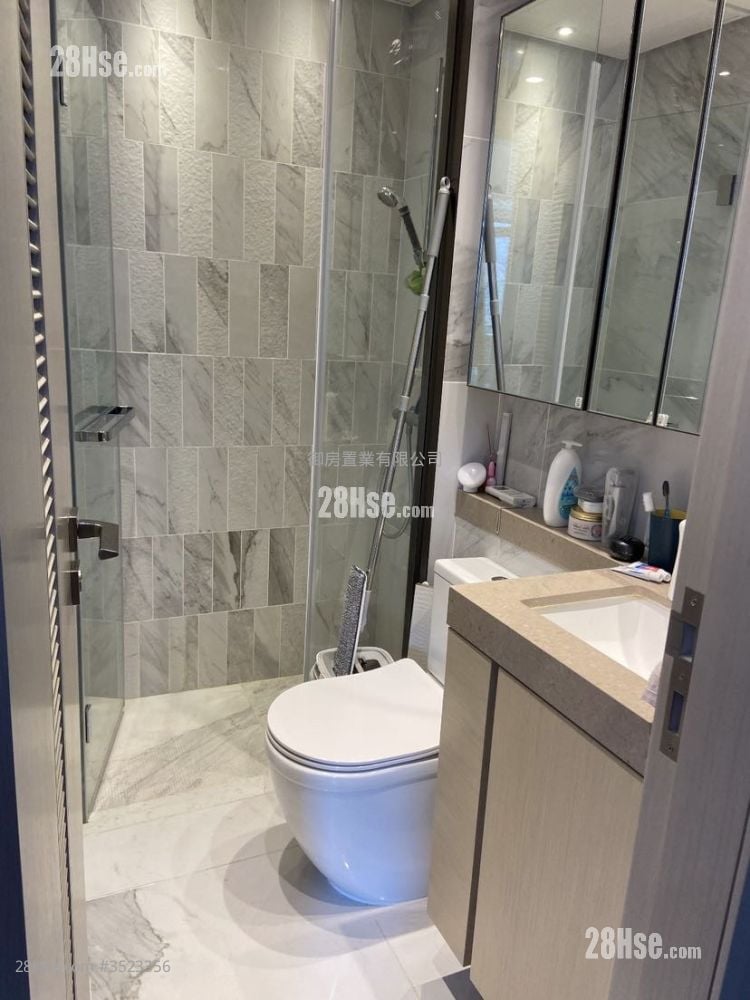 Mount Regency Rental 447 ft² ( 41.5 m² )