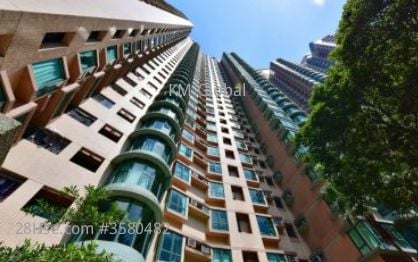 Hillsborough Court Sell 2 Bedrooms , 1 Bathroom 657 ft² ( 61.0 m² )