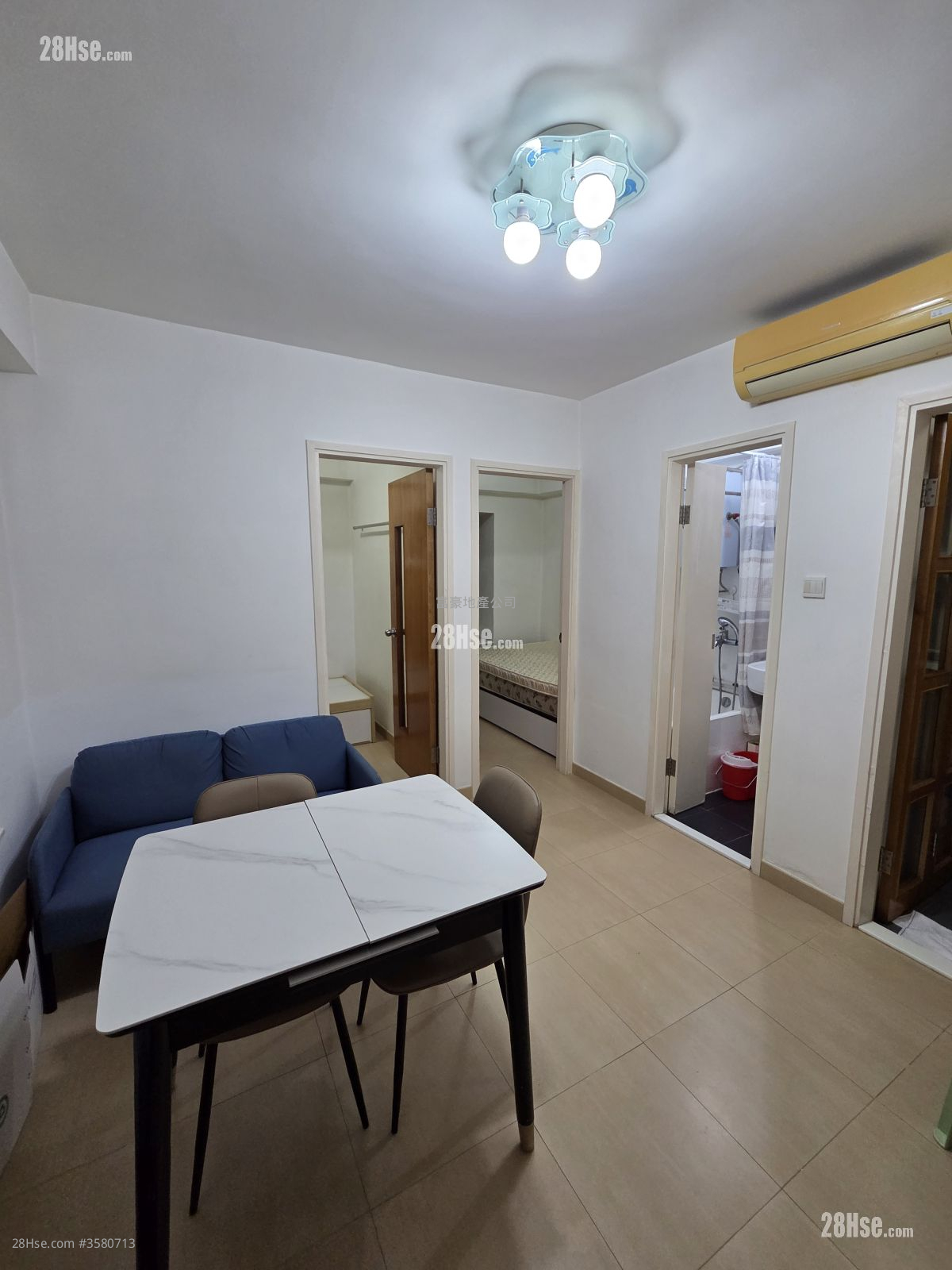 Shun King Court Rental 2 Bedrooms , 1 Bathroom 283 ft² ( 26.3 m² )